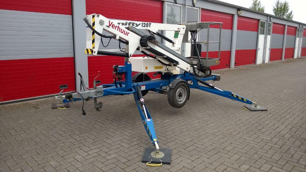 Hoogwerker huren / te huur verhuur 12 meter hoogte aanhanger, Ophalen