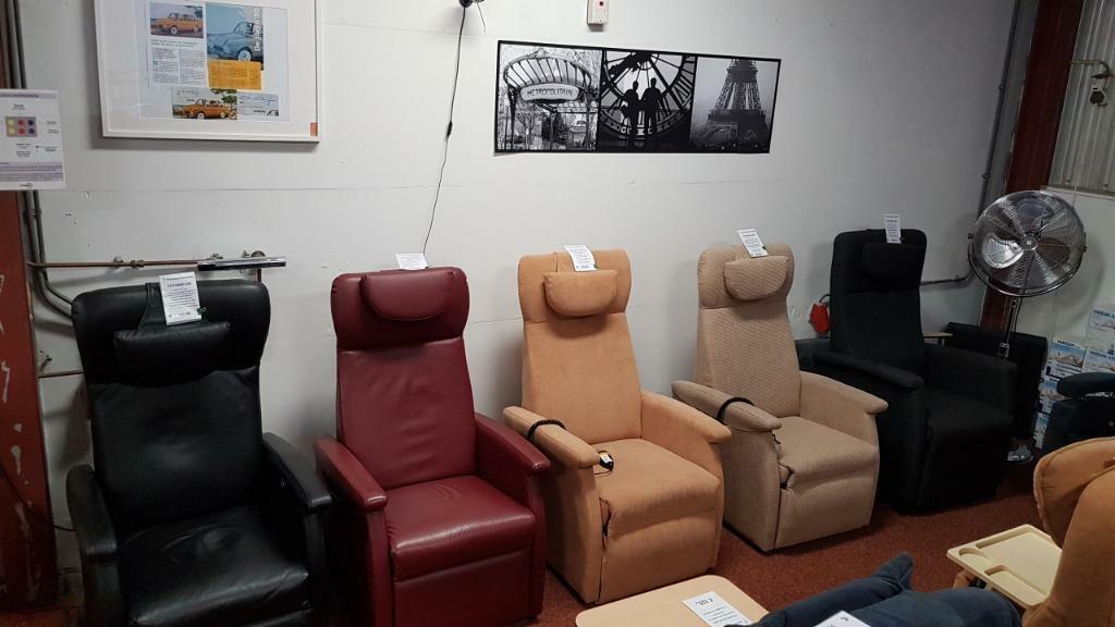 Fitform 540, 580 en Fitform 570 Sta Op Stoel relax fauteuils, Ophalen, Zo goed als nieuw