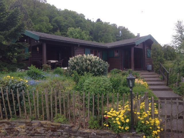 Te huur Noorse vakantie bungalow op een prachtige locatie, Landelijk, Sauerland, In bos, Chalet, Bungalow of Caravan