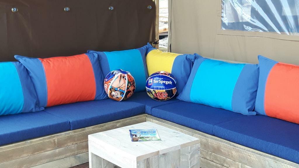 Monique's Tuinkussens