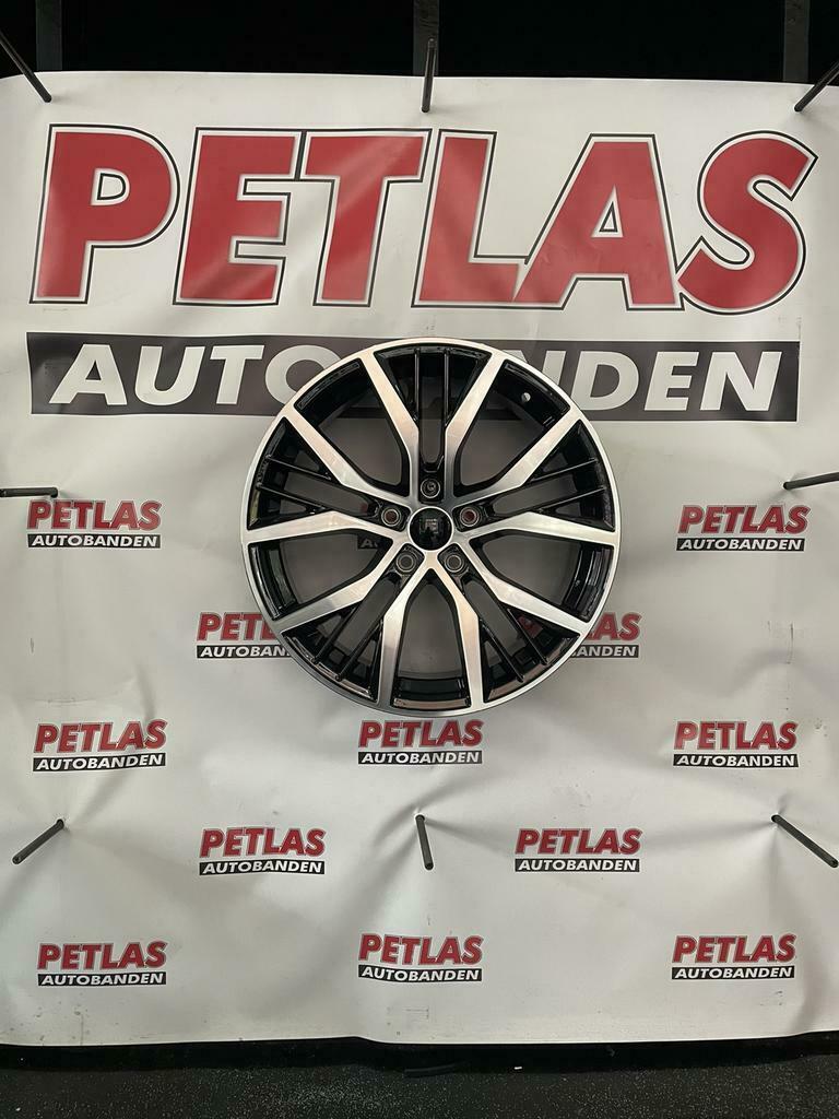 GOLF GTI santiago 18 19 inch velgen R caddy touran passat cc, Auto-onderdelen, Banden en Velgen, 18 inch, Banden en Velgen, Nieuw