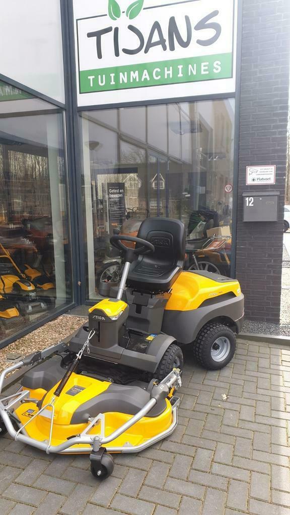 Nieuwste  stiga  park  4 wd  2 cilinder 100cm frontmaaier, Ophalen of Verzenden, Nieuw