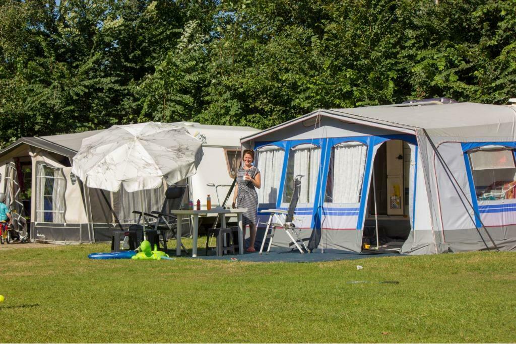 Voor- seizoenplaatsen - Vakantiepark Bergumermeer, Rolstoelvriendelijk, Aan meer of rivier, Recreatiepark