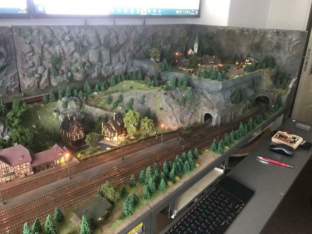 VOOR HET ONTWERP EN BOUW EN VERKOOP VAN MODELSPOORBANEN H0, Ophalen, Nieuw, Gelijkstroom of Wisselstroom, Overige merken