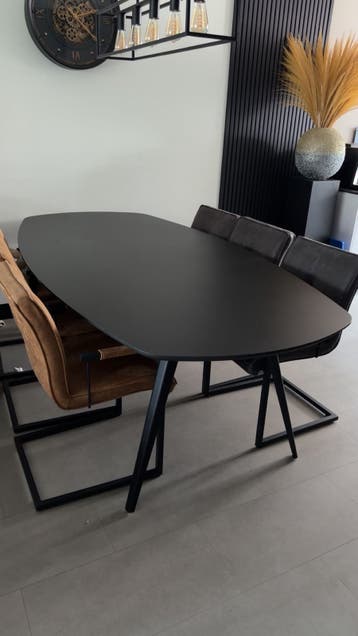 Piet Klerkx 'Sunday' eettafel - Zwart linoleum, 240x120cm, Ophalen, Nieuw