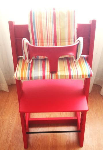 Super Mooie Rode Stokke kinderstoel kan gelijk aan tafel, Ophalen, Nieuw