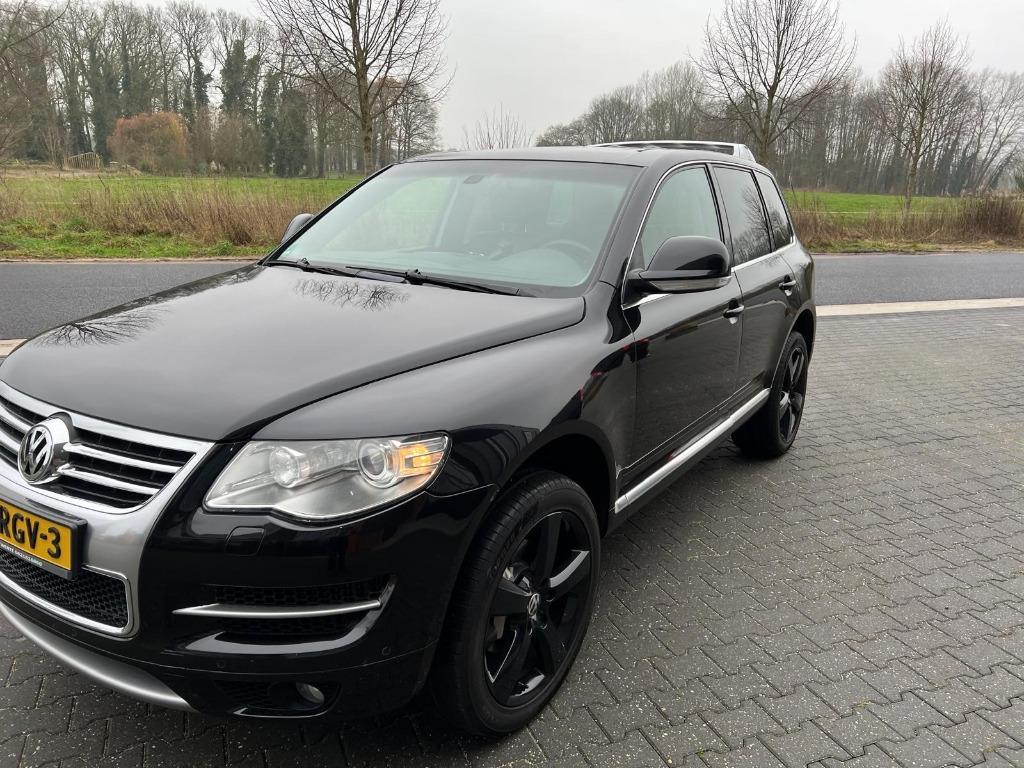 Volkswagen Touareg 3.0 TDI 165KW 4MOTION Zwart youngtimer, Auto's, Bedrijf, Diesel, 2967 cc, Touareg