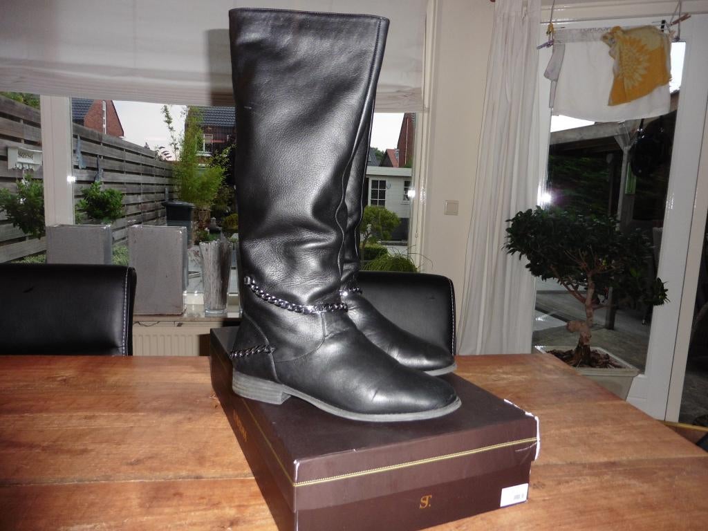 Mooie zwarte Supertrash laarzen maat 41, Kleding | Dames, Schoenen, Hoge laarzen, Supertrash, Zwart, Ophalen of Verzenden