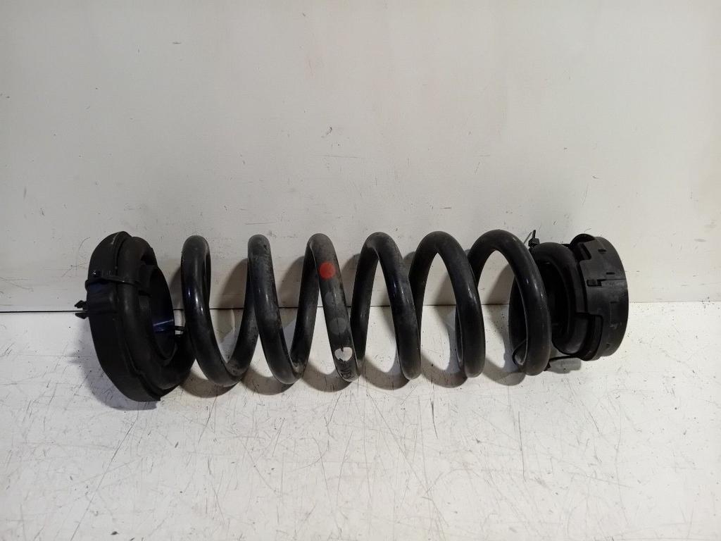 Schroefveer links achter Mercedes-Benz C-Klasse, Onderdelen@venauto.nl, Van der Ven Autorecycling B.V., Gebruikt, Ettenseweg 76, 4706 PB Roosendaal, The Netherlands