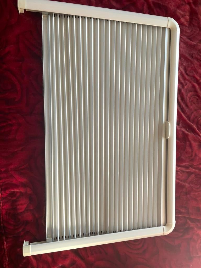 Zon en verduisteringsgordijn voor camper en caravan, Ophalen, Gebruikt