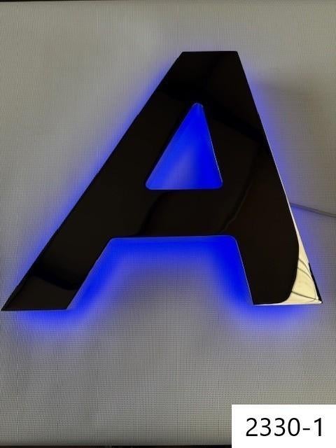 2330. Letters met verlichting / kleuren / letterlampen, Huis en Inrichting, Ophalen, Nieuw