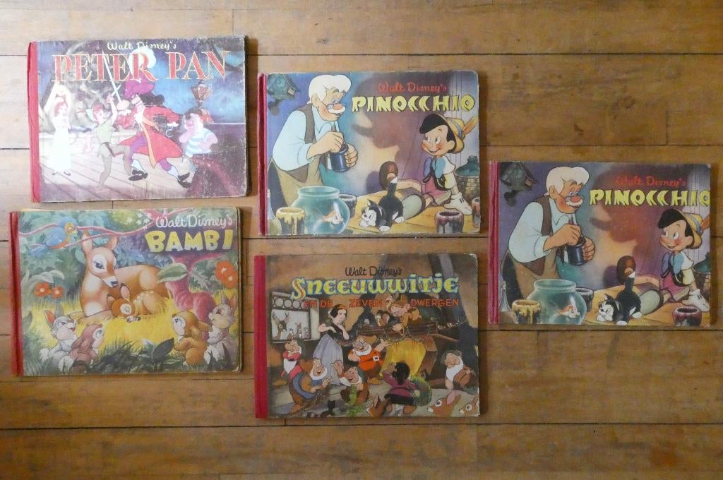 5 disney weekblad margriet plaatjes boeken uit de jaren 50, Ophalen of Verzenden, Gebruikt, Meerdere plaatjes