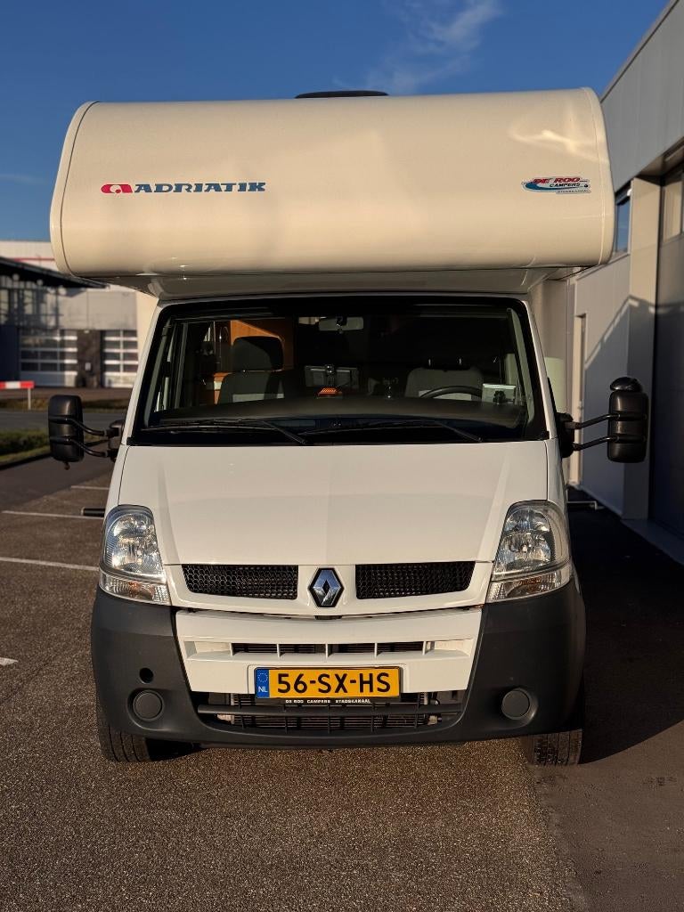 Camper Adria Izola A697 SL  Alkoof  lengte bedden, Alkoof, Ringverwarming, Luifel, 7 tot 12 maanden geleden