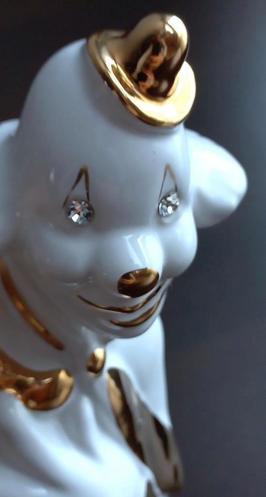 porseleinen beeld clown met een paraplu Basriani Porselein, Antiek en Kunst, Antiek | Porselein, Ophalen of Verzenden