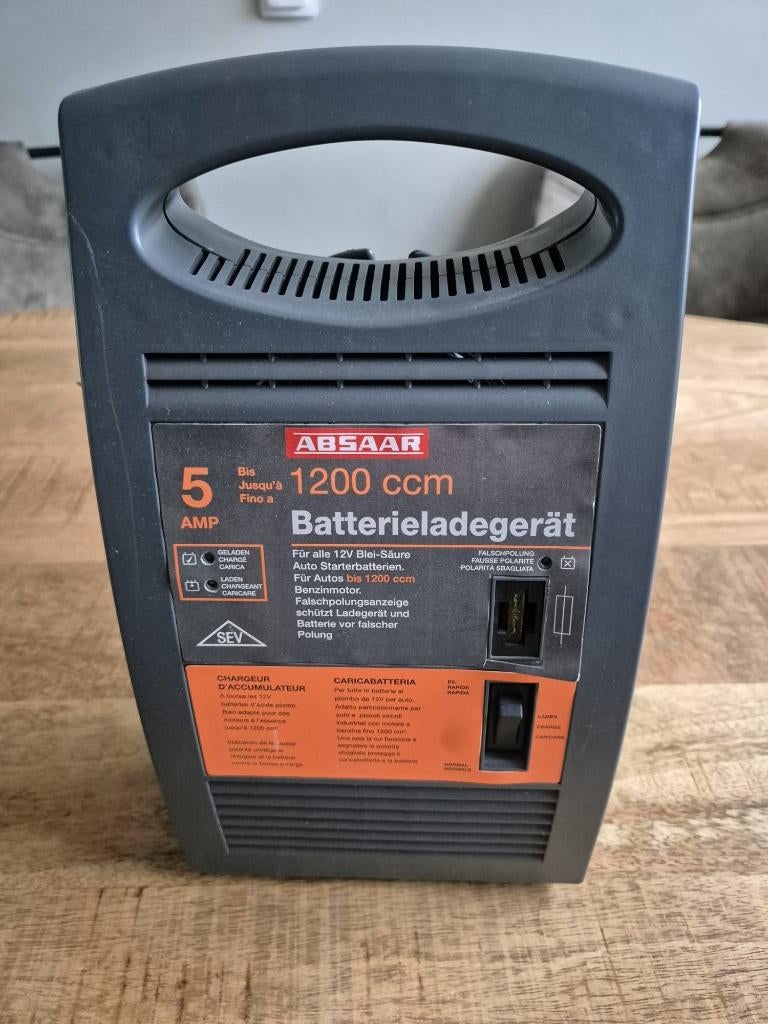 ABSAAR acculader - druppelaar 5 Amp 1200 ccm, Ophalen, Gebruikt