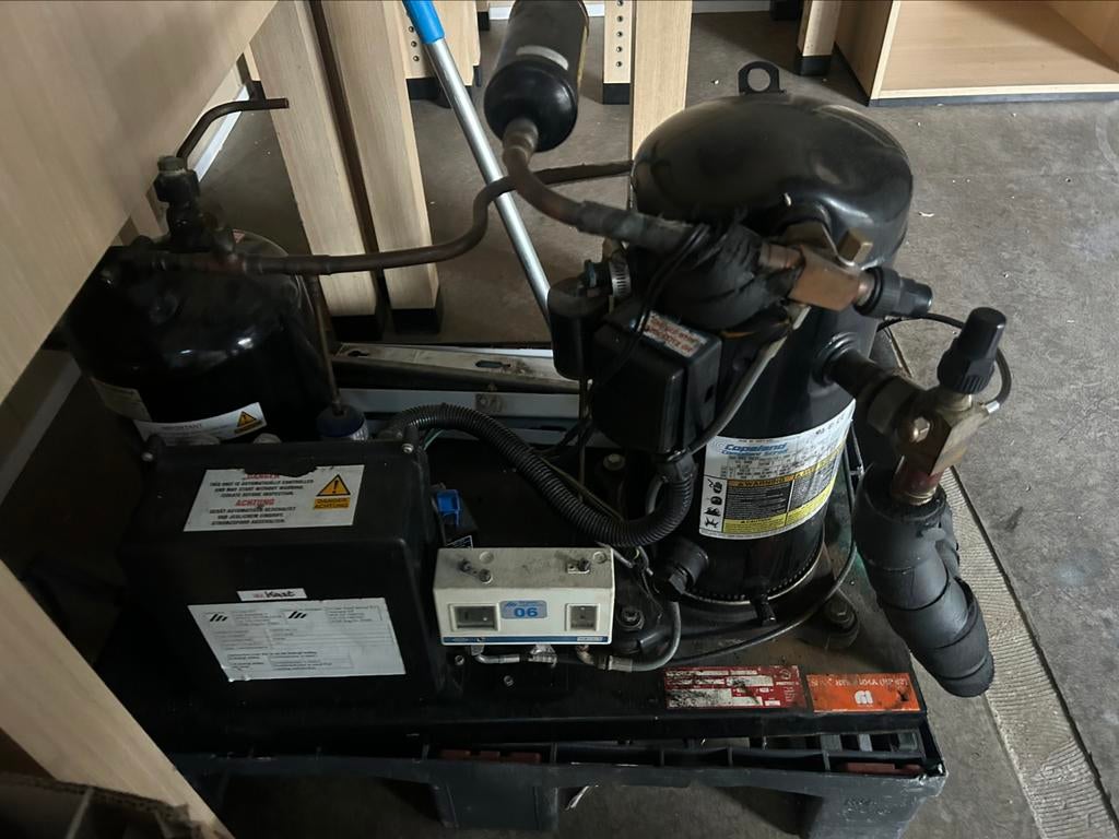 Supermarkt / toko inventaris, Zakelijke goederen, Kantoor en Winkelinrichting | Winkel en Inventaris, Ophalen