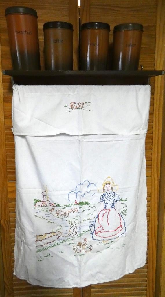 handdoekenrek/ planchet/ voorraadbussen/ voordoek, Antiek en Kunst, Ophalen of Verzenden