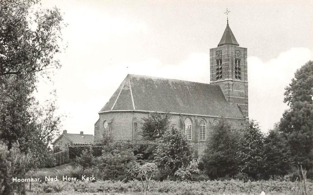 Hoornaar, Ned. Herv. Kerk, Verzamelen, Ansichtkaarten | Nederland, Ophalen of Verzenden, 1960 tot 1980, Gelopen, Zuid-Holland