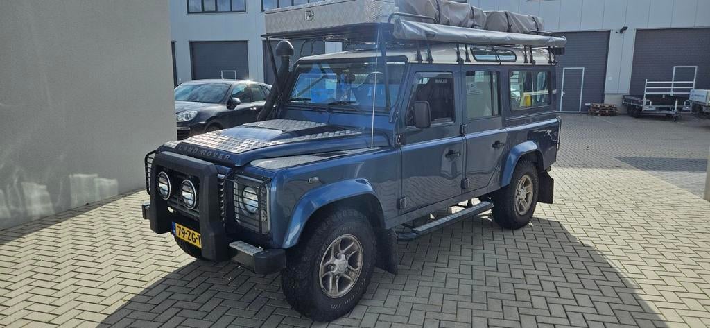 Land Rover Defender 110 2.4 D Stw. 2008 Blauw 7 persoons, 1940 kg, 4 cilinders, Blauw, 7 stoelen