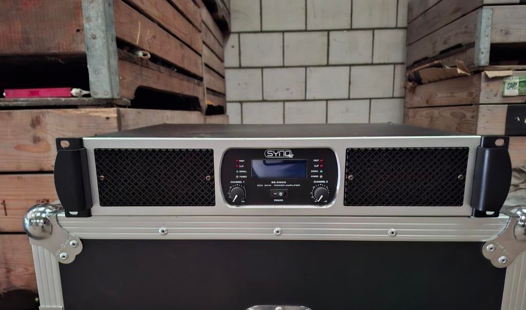 Synq SE-3000 klasse TD versterker, Ophalen, Zo goed als nieuw, P.A.