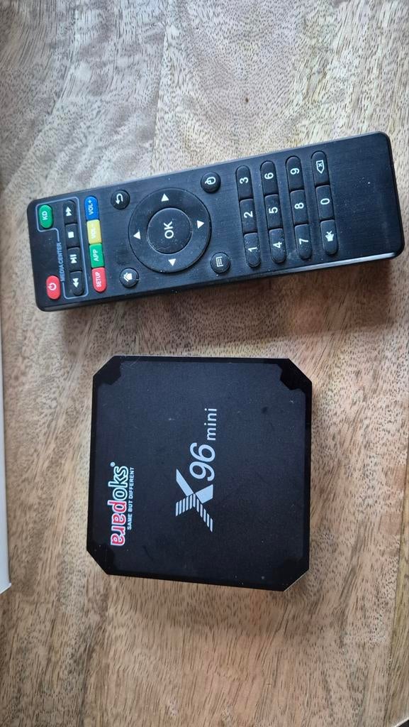 IPTV Boxen: X96 Mini & MAG524w3, Audio, Tv en Foto, Mediaspelers, Ophalen of Verzenden, Gebruikt, HDMI, Minder dan 500 GB