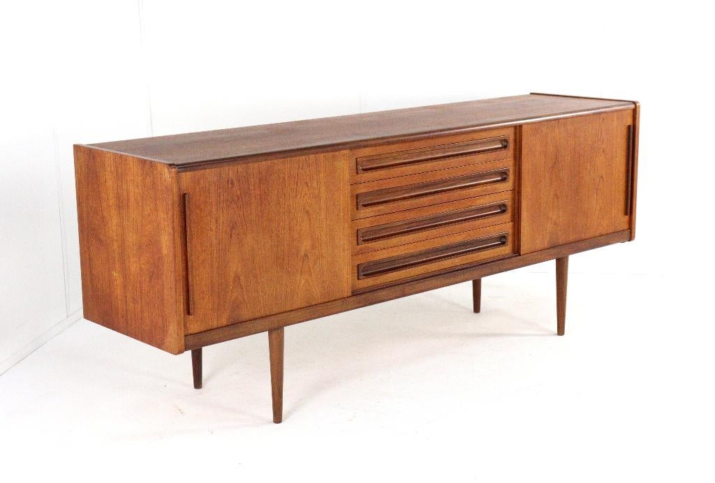 Johannes Andersen sideboard Deens vintage gratis bezorging, -, -, 150 tot 200 cm, Teakhout