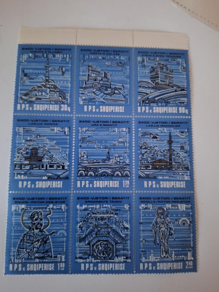 Albanië: mi. 2448/52. 2400 jr  stad Berat., Postzegels en Munten, Ophalen of Verzenden, Overige landen, Postfris
