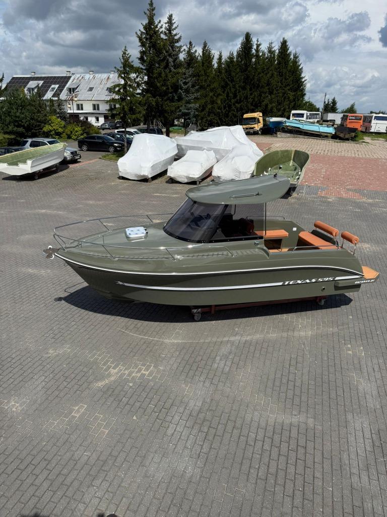 Texas 595 Pilothouse | Special Metallic Green | 115PK Kuro, Watersport en Boten, Vis- en Consoleboten, Nieuw, 70 pk of meer, 3 tot 6 meter