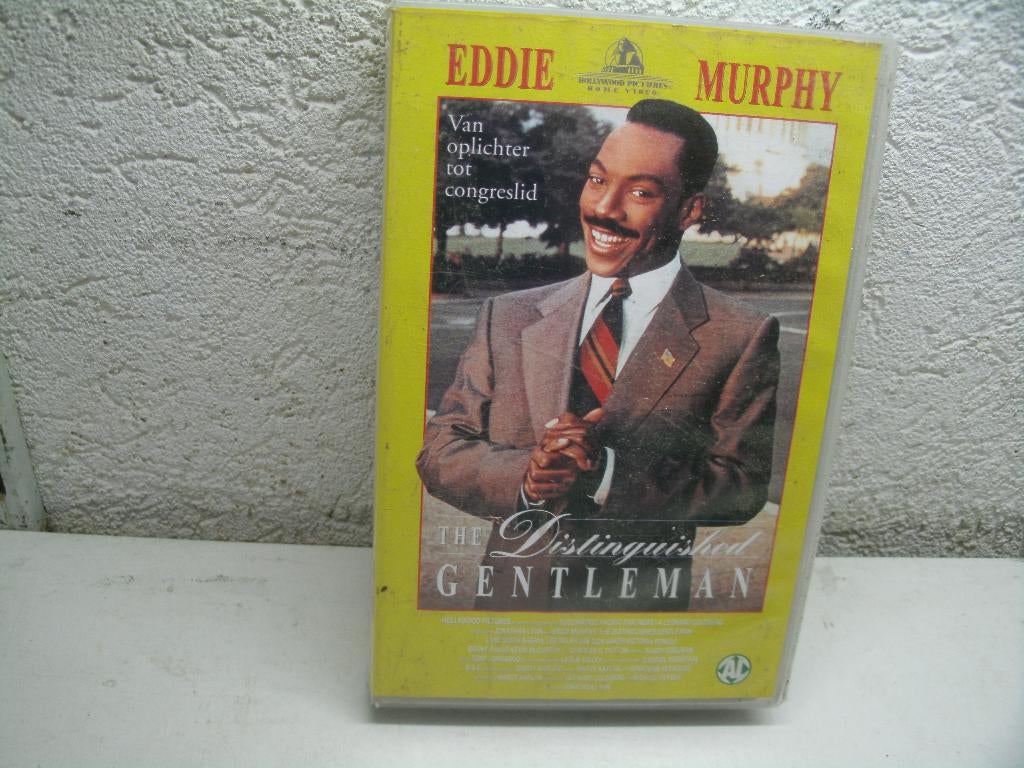 vhs 163b the distinguished gentleman, Vanaf 16 jaar, Ophalen of Verzenden, Zo goed als nieuw, Actie en Avontuur