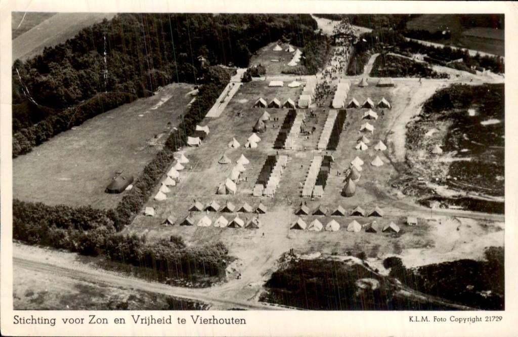Vierhouten - Stichting voor Zon en Vrijheid - Tentenkamp, Verzamelen, Ansichtkaarten | Nederland, Ophalen of Verzenden, 1940 tot 1960
