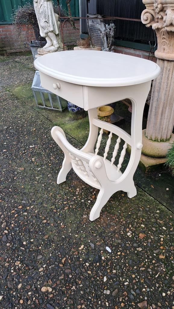 Landelijk bijzettafeltjes met lectuurbak, Huis en Inrichting, Tafels | Bijzettafels, Ophalen, Zo goed als nieuw, Rechthoekig, Hout