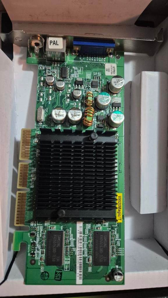 Asus GeForce FX5200 128MB - AGP Videokaart, Gebruikt, GDDR, Ophalen of Verzenden, DVI