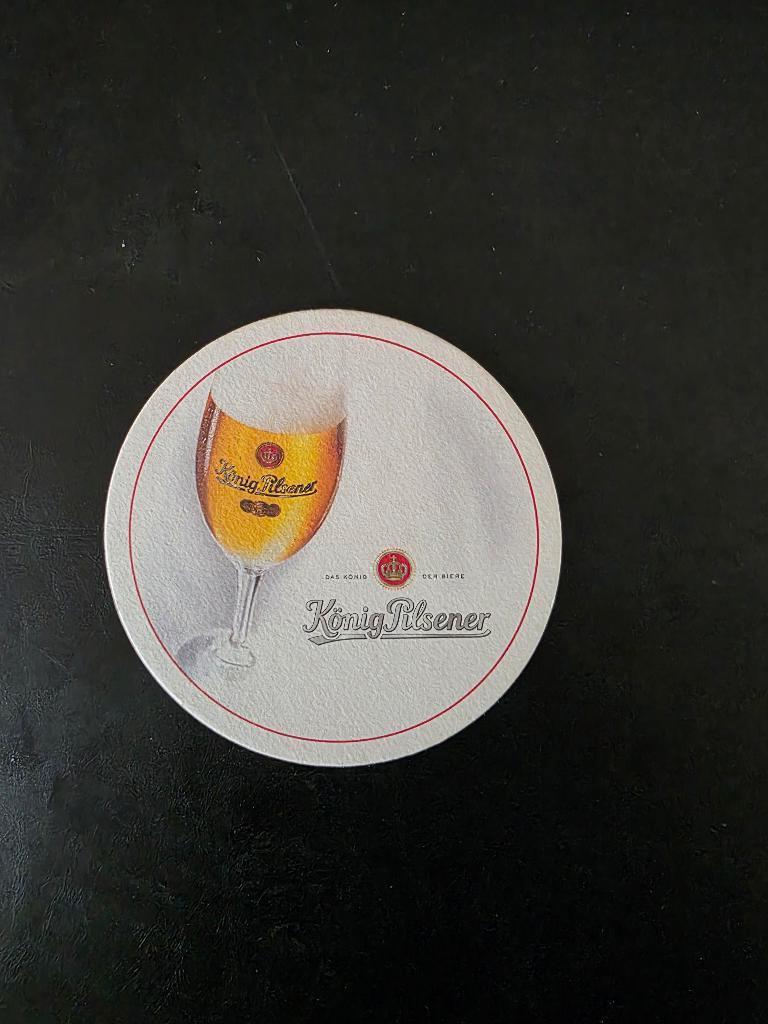 Viltje König, Ophalen of Verzenden, Zo goed als nieuw, Viltje(s), Overige merken