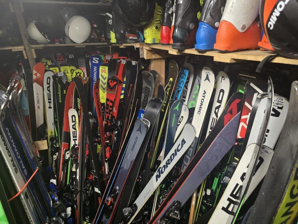GROOTSTE VOORRAAD SKIS EN SKI SCHOENEN VAKKUNDIG ADVIES, Overige merken, 160 tot 180 cm, Ophalen of Verzenden, Zo goed als nieuw