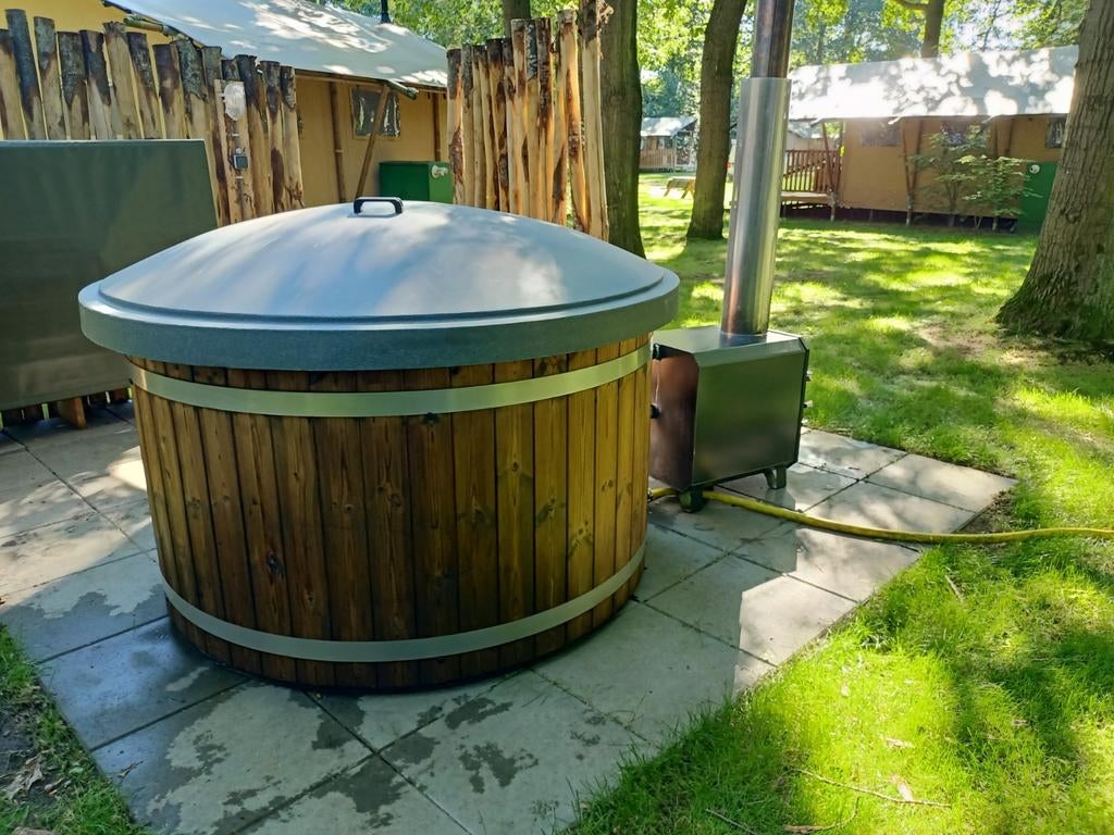 Gevraagd gebruikte Welltub hottubs, Tuin en Terras, Ophalen of Verzenden, Zo goed als nieuw