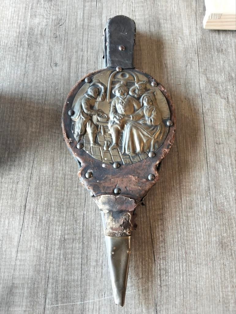 Antieke decoratieve blaasbalg met tafereel, Ophalen of Verzenden