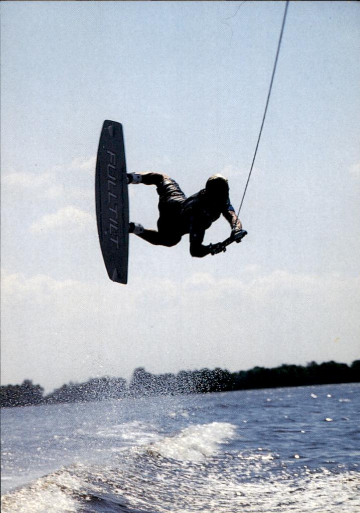 Surfer, promtoie waterskischool Loosdrecht, Verzenden, 1980 tot heden, Ongelopen, Overige thema's