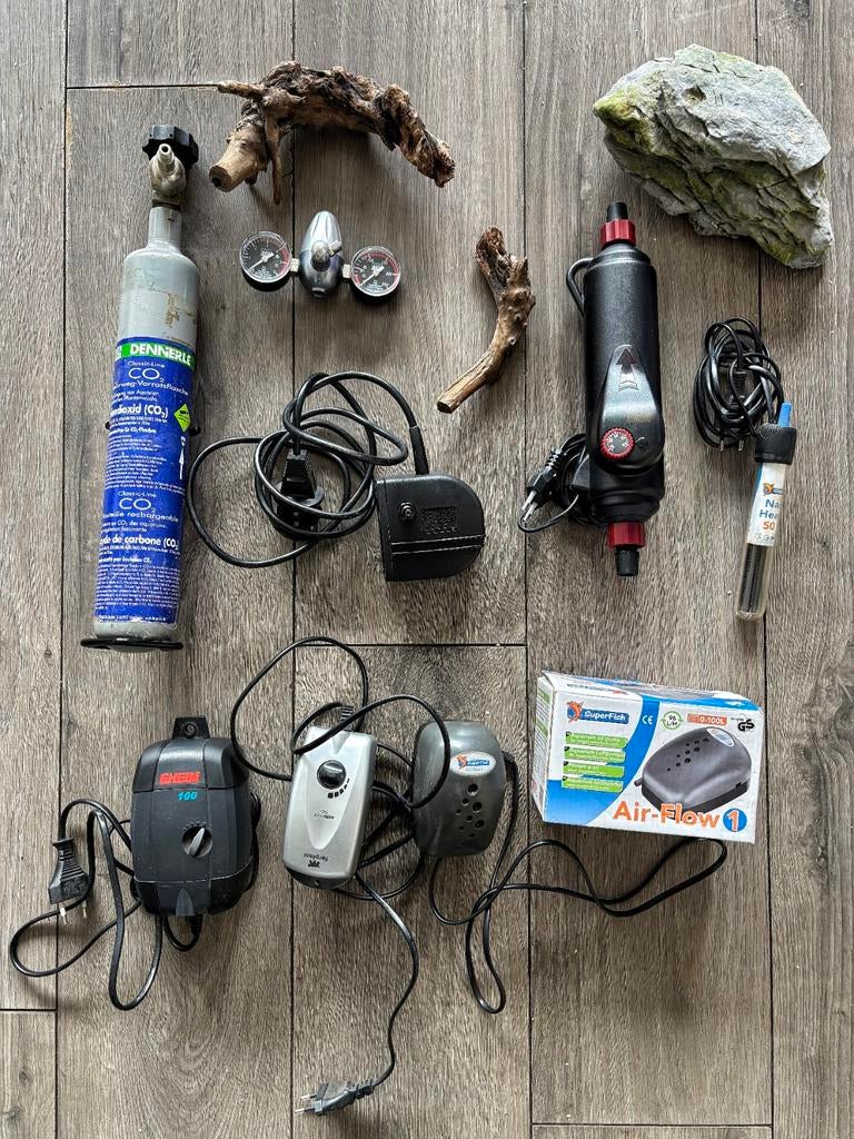 Diverse aquarium benodigdheden, o.a. Co2, Ophalen, Filter of Co2