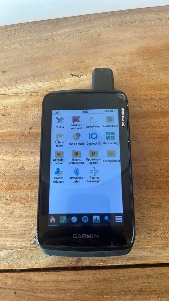 Garmin montana 700, Ophalen of Verzenden, Zo goed als nieuw