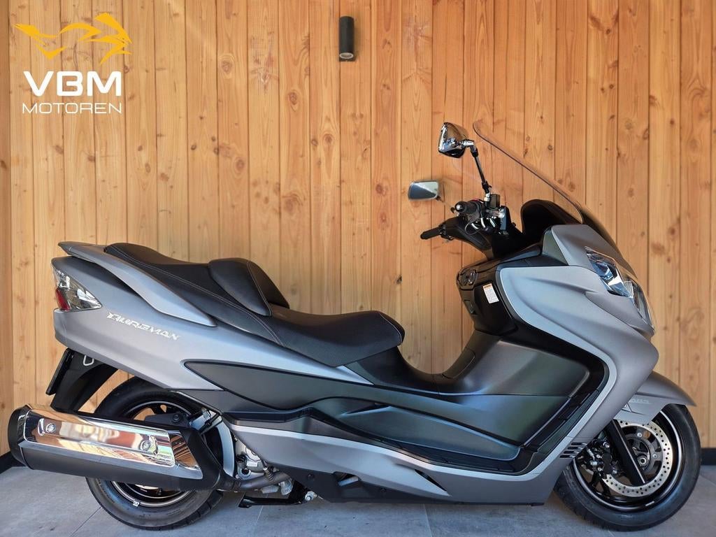 SUZUKI AN 400 BURGMAN ABS AN400 AN-400 Nieuwe Banden set!