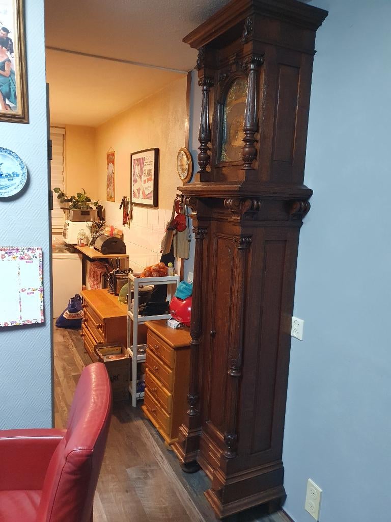 Zeldzame staande luikse klok met 8 bellen instelbaar 19 eeuw, Antiek en Kunst, Antiek | Klokken, Ophalen