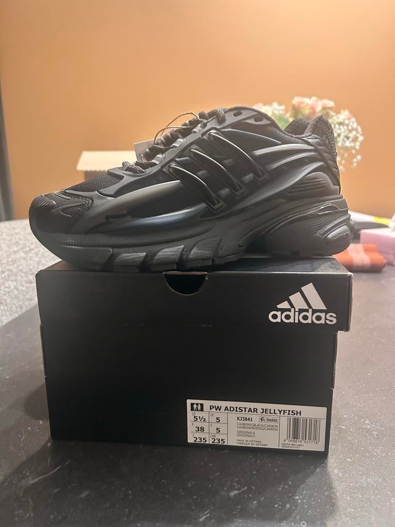 Adidas x Pharrell Williams Adistar Jellyfish 'Triple Black', Ophalen, Zwart, Nieuw, Sneakers of Gympen
