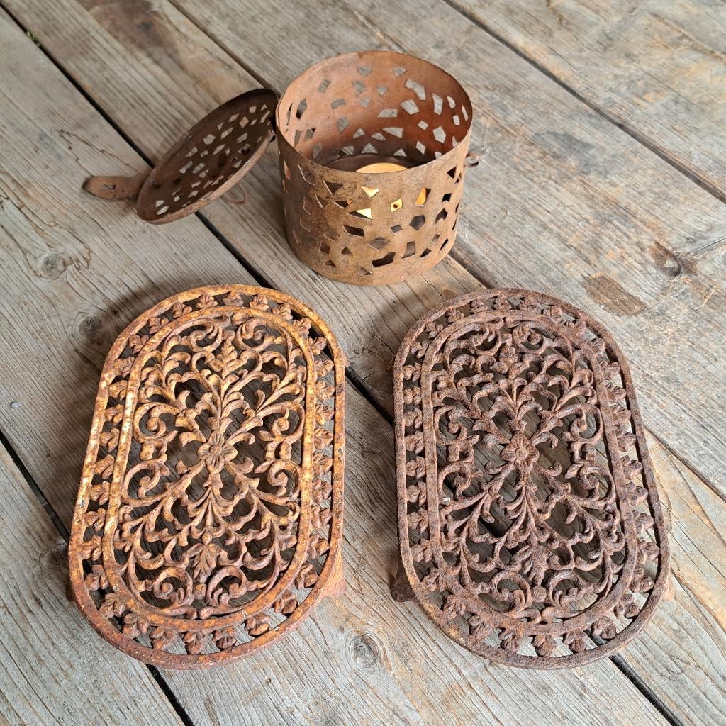 Ovale gietijzeren onderzetter roest theelichthouder *Etage3*, Huis en Inrichting, Woonaccessoires | Overige, Gebruikt, ., Ophalen of Verzenden