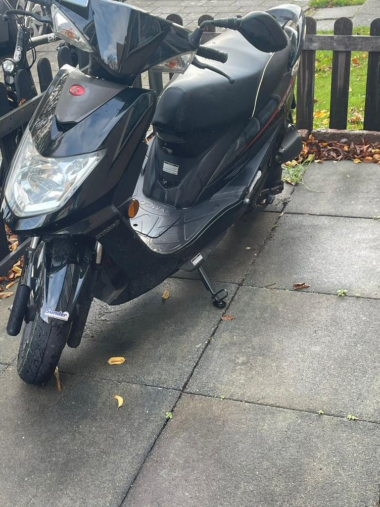 Kymco scooter, Fietsen en Brommers, Scooters | Kymco, Ophalen, Benzine, Agility