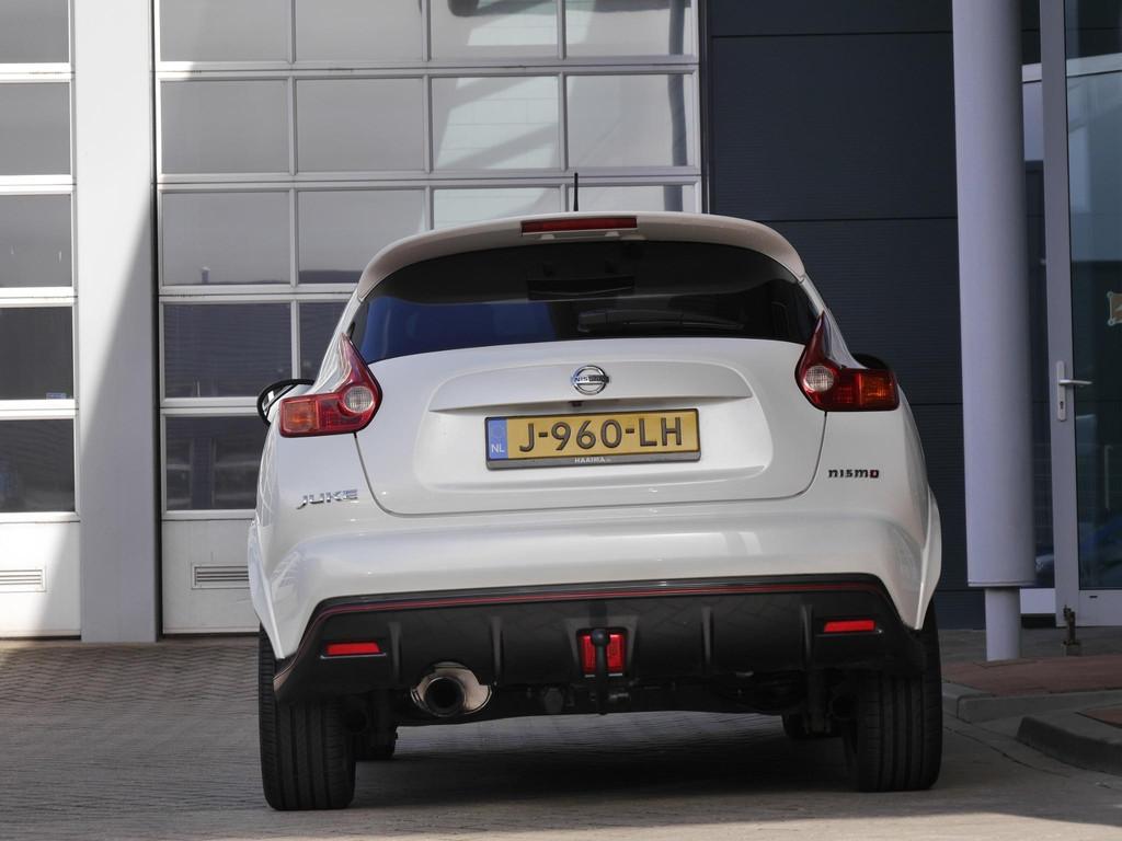 Nissan Juke 1.6 Turbo NISMO | 200 PK | Achteruitrijcamera |, Auto's, Nissan, Voorwielaandrijving, Gebruikt, 4 cilinders, Wit