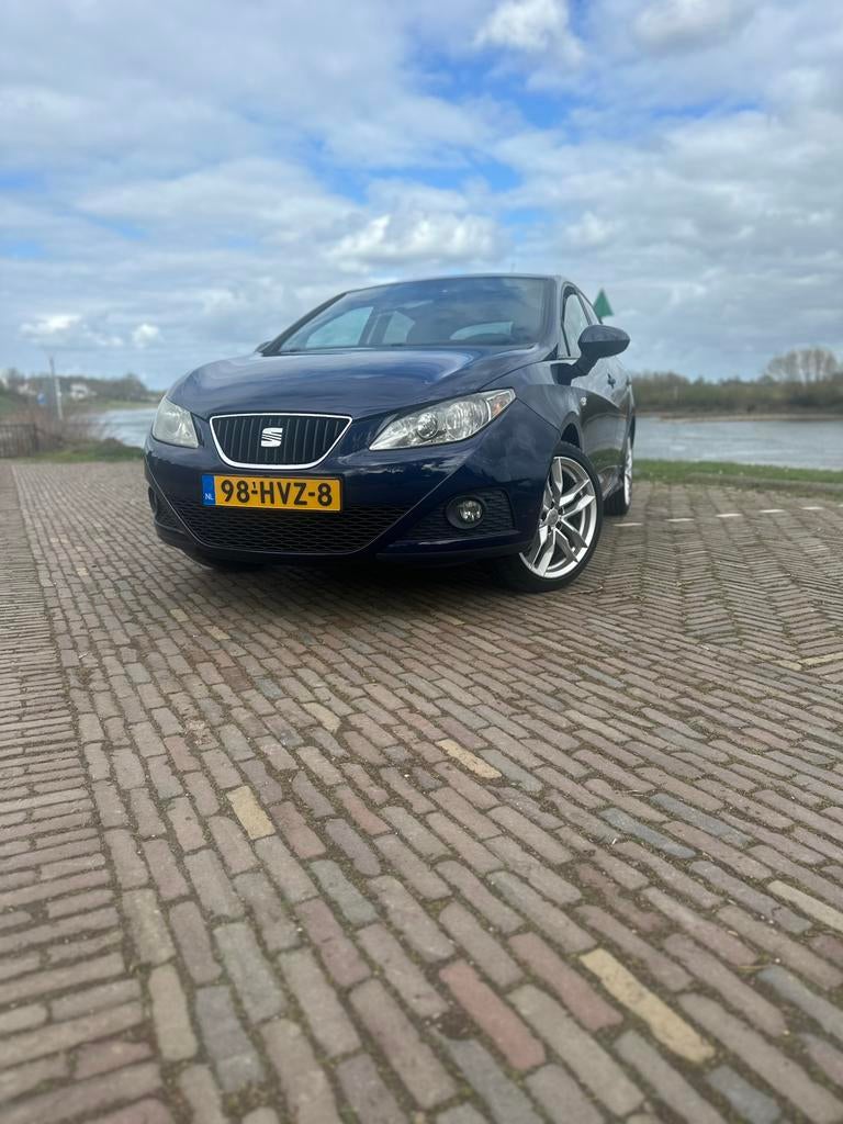 Seat Ibiza 1.6 77KW 5DRS DSG 2009 Blauw, Auto's, Seat, 40 €/maand, Blauw, Ibiza, Origineel Nederlands