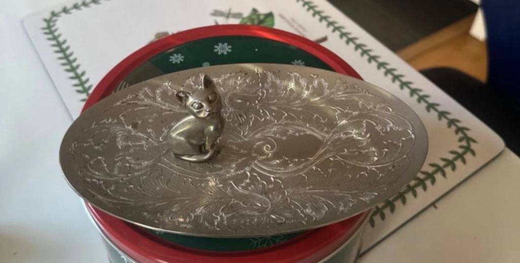 Zilverkleurig schaaltje met katje, Ophalen of Verzenden, Zilver