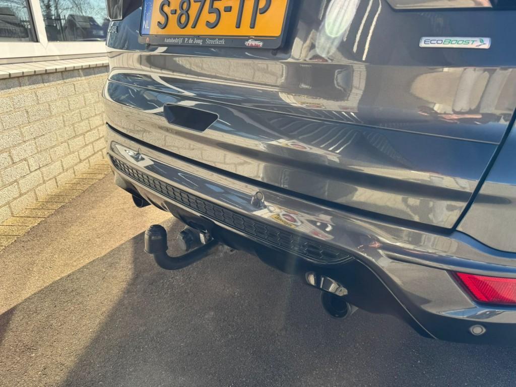 Ford KUGA 1.5 Ecoboost ST-line Trekhaak Carplay Sony Winterp, Euro 6, 4 cilinders, 1850 kg, 1586 kg