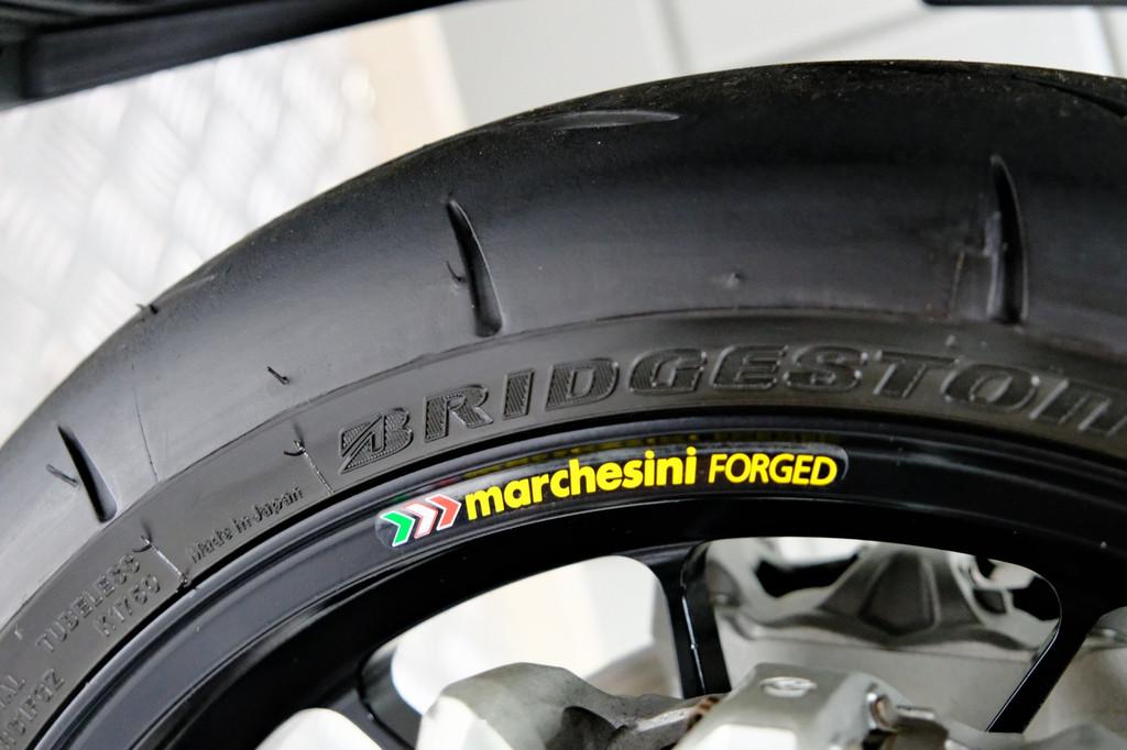 Ducati STREETFIGHTER V4 S (bj 2023) - foto 3