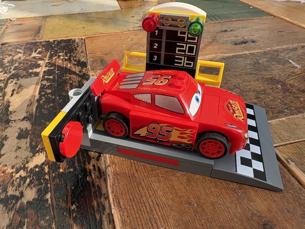 LEGO 10730 Lightning McQueen Speed Launcher, Ophalen, Zo goed als nieuw, Complete set, Lego